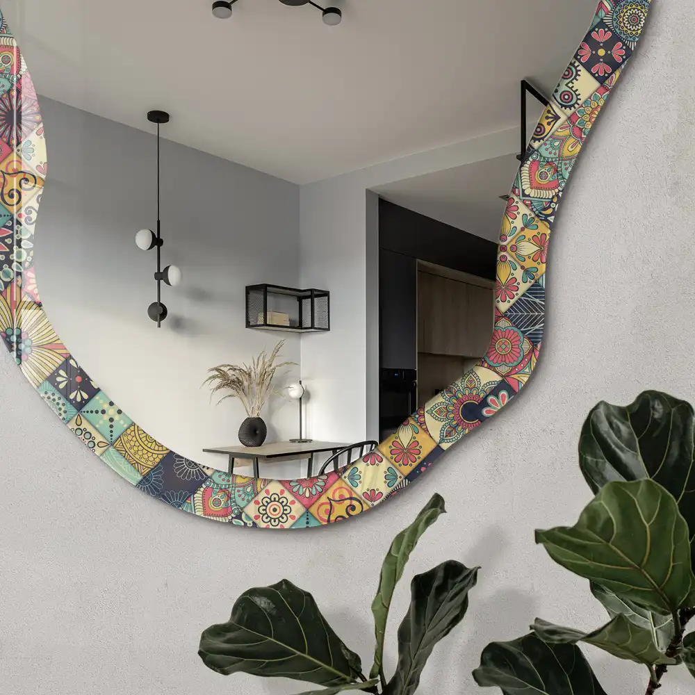 Dekorativní nepravidelné zrcadlo s potiskem barevný patchwork