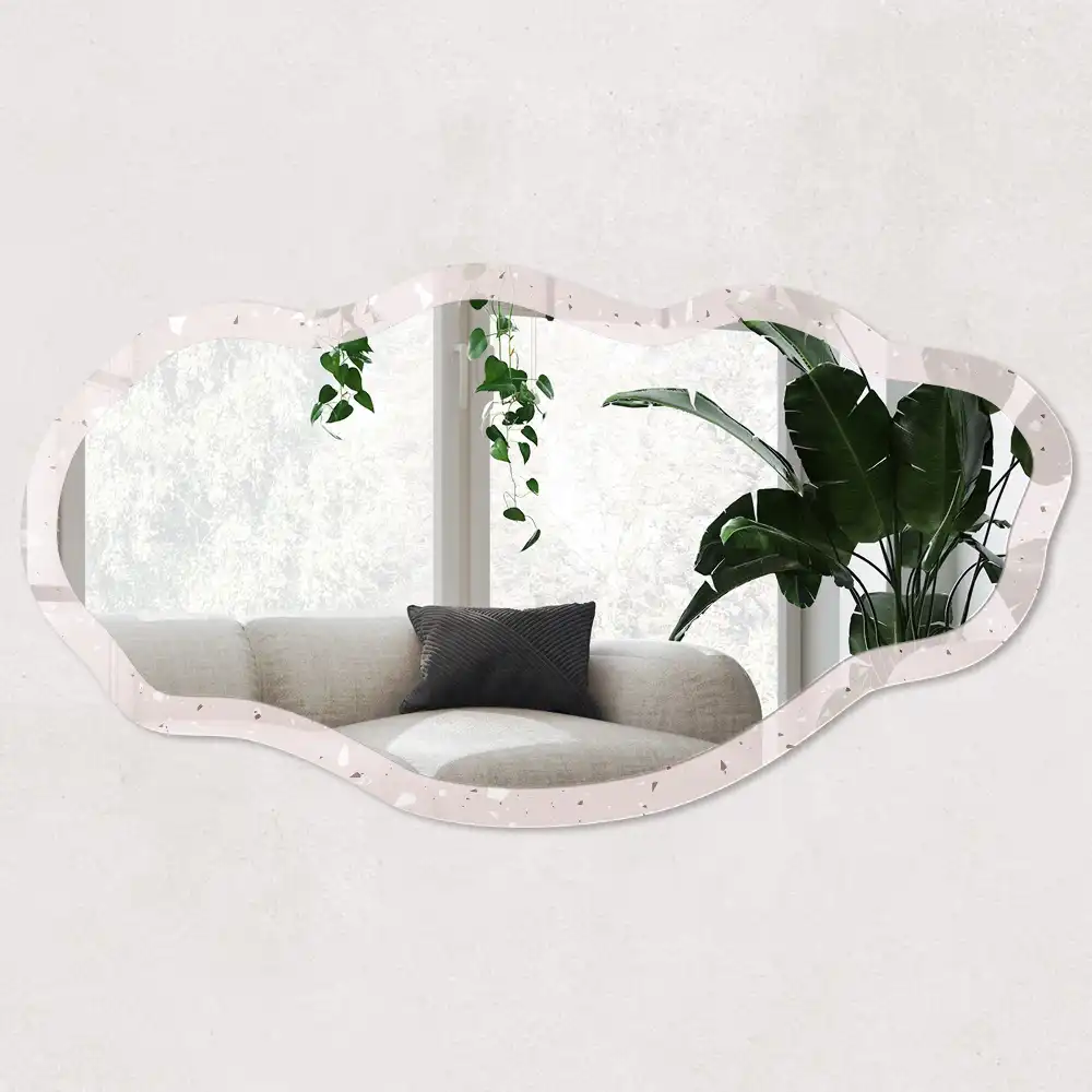 Moderní nepravidelné zrcadlo s potiskem terrazzo