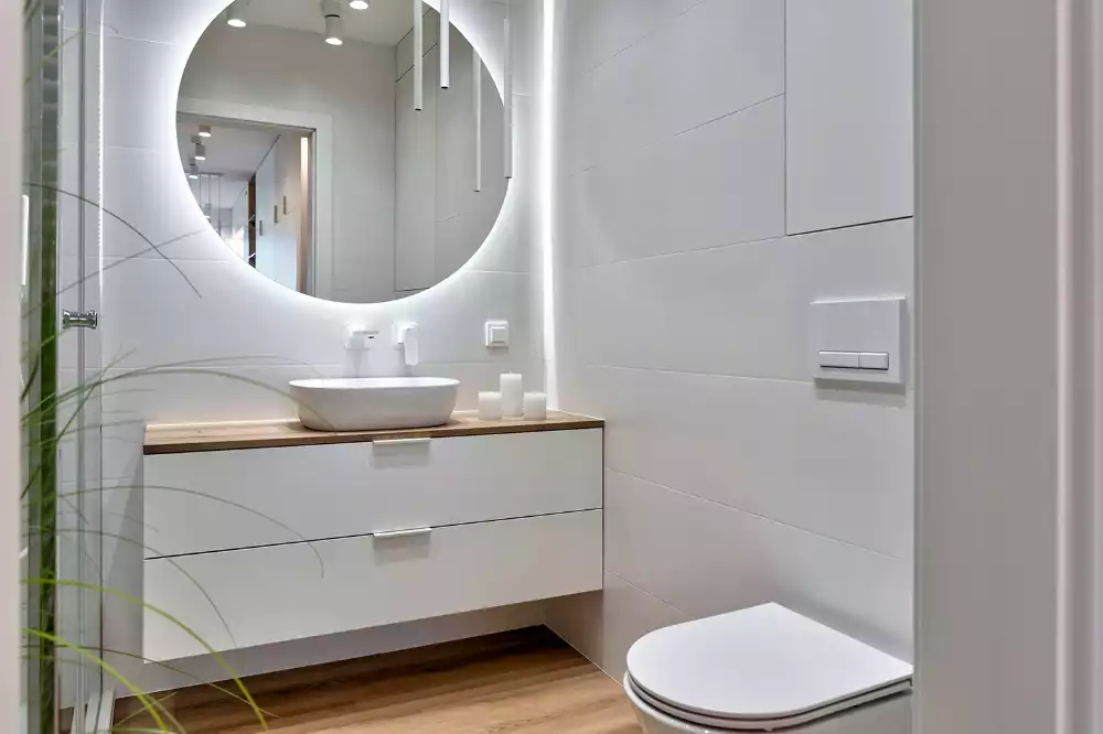 Kulové zrcadlo s LED osvětlením v dekorativním stylu