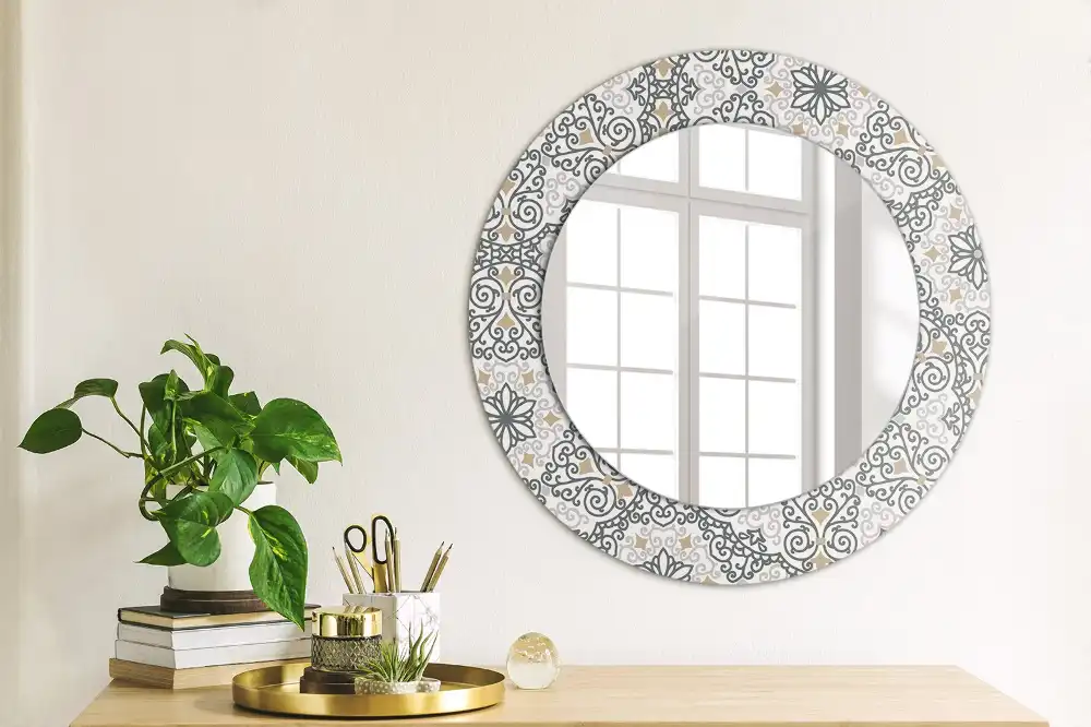Kulaté zrcadlo s potiskem geometrických ornamentů