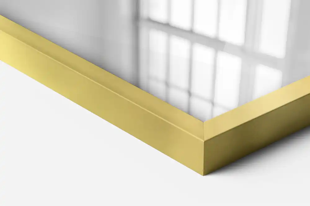 Nástěnné dekorativní zrcadlo se zlatým rámem