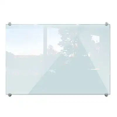 Transparentní kuchyňský panel