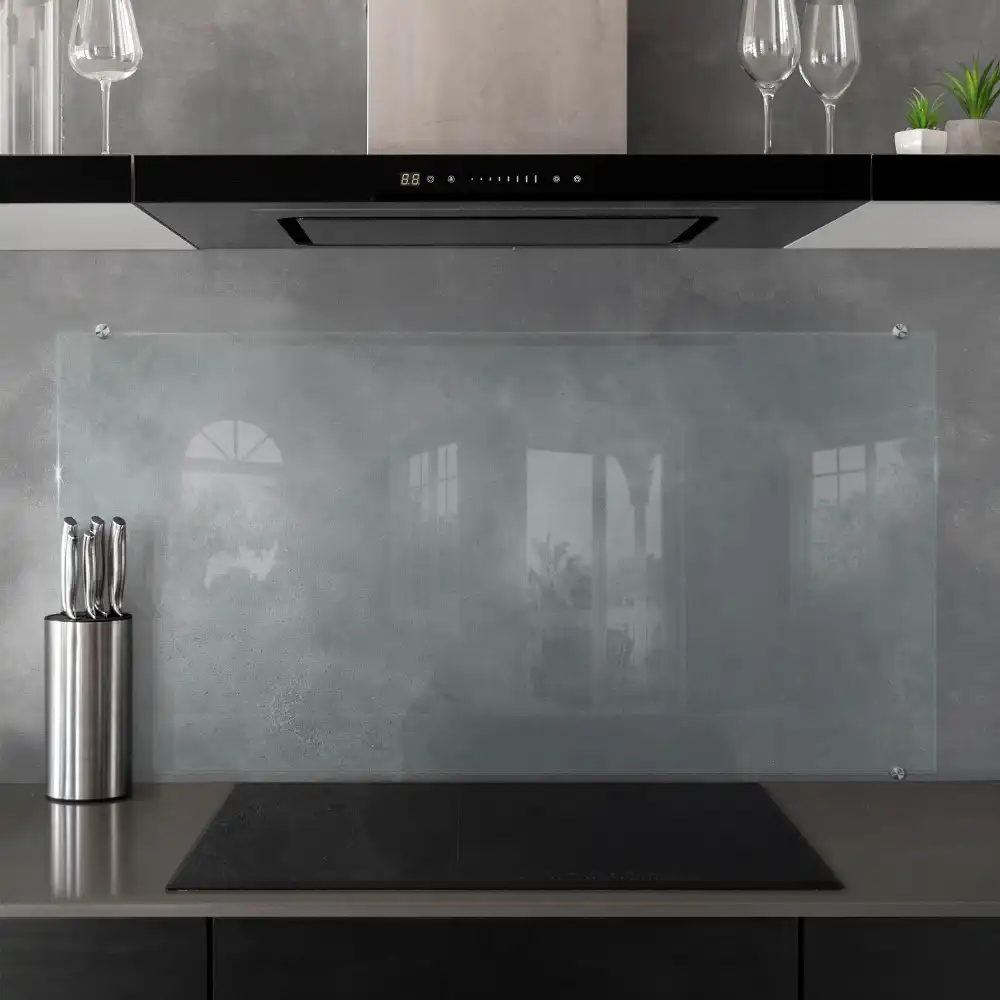 Transparentní kuchyňský panel
