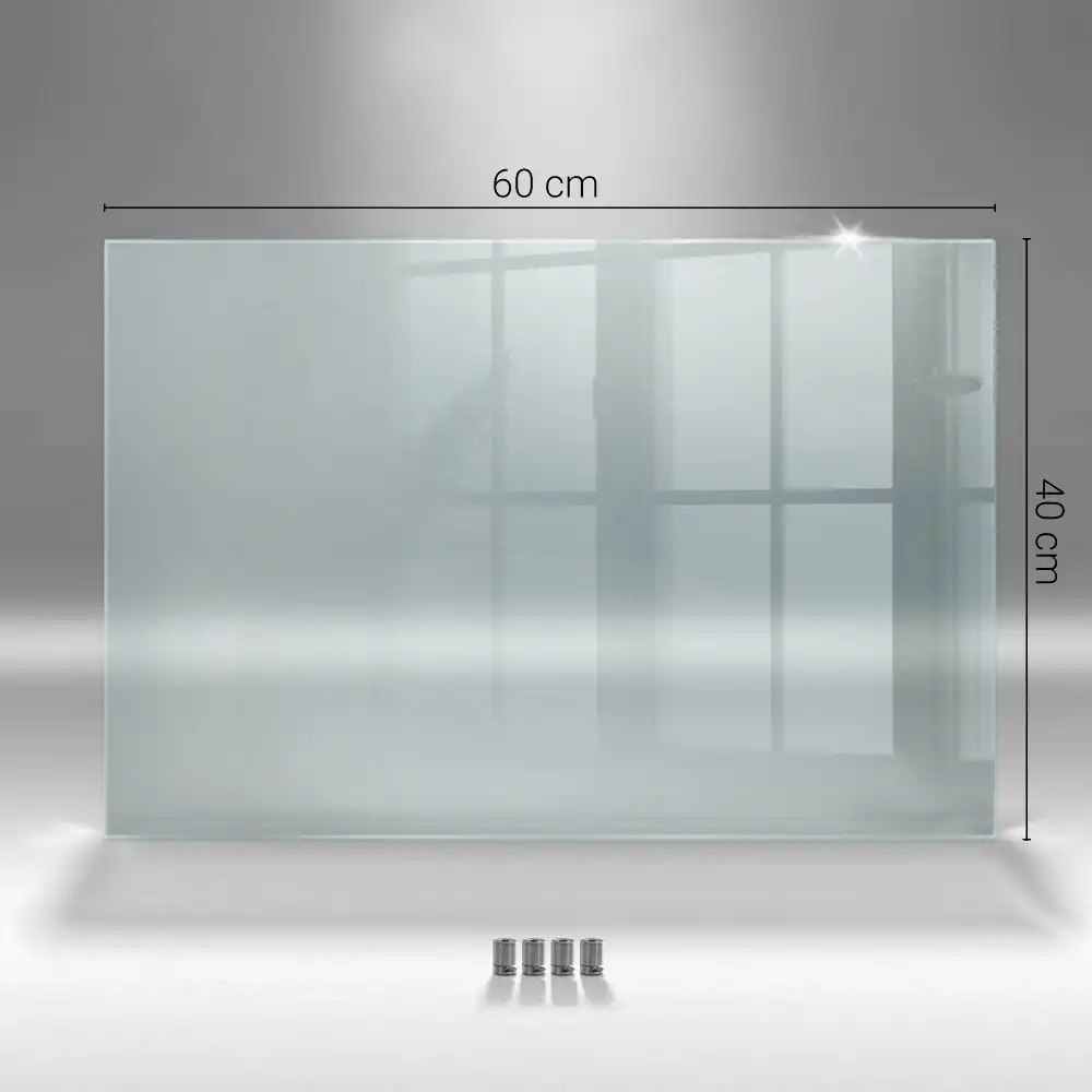 Transparentní kuchyňský panel