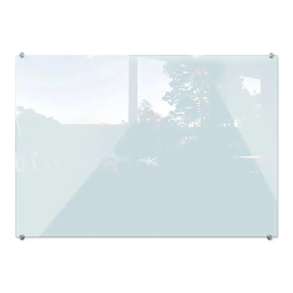 Transparentní kuchyňský panel