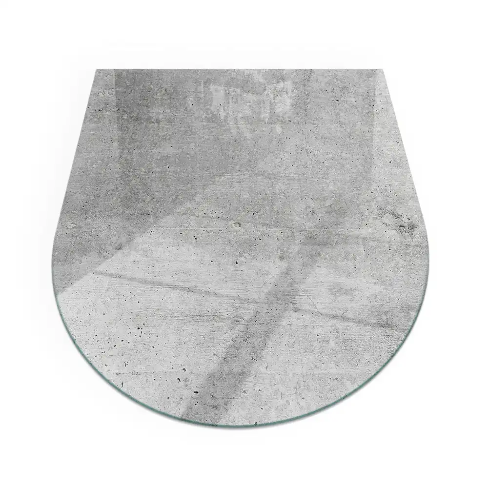 Půloválné sklo pod krb s texturou betonu