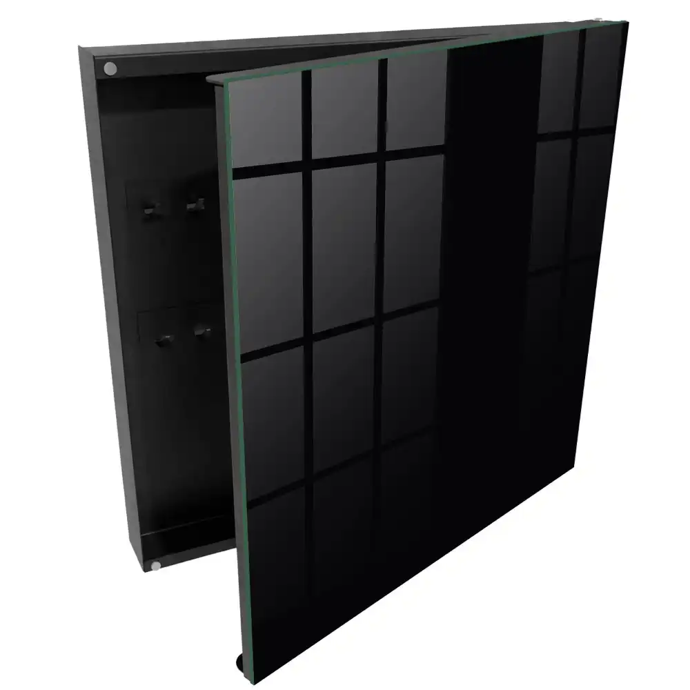 Minimalistická nástěnná skříňka na klíče s černým pozadím