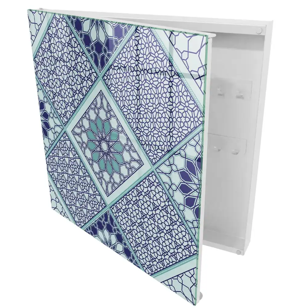 Nástěnná schránka na klíče s geometrickým designem v modrých odstínech