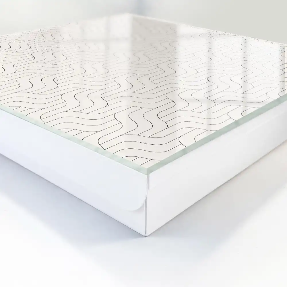 Schránka na klíče s geometrickým vzorem vlnovek
