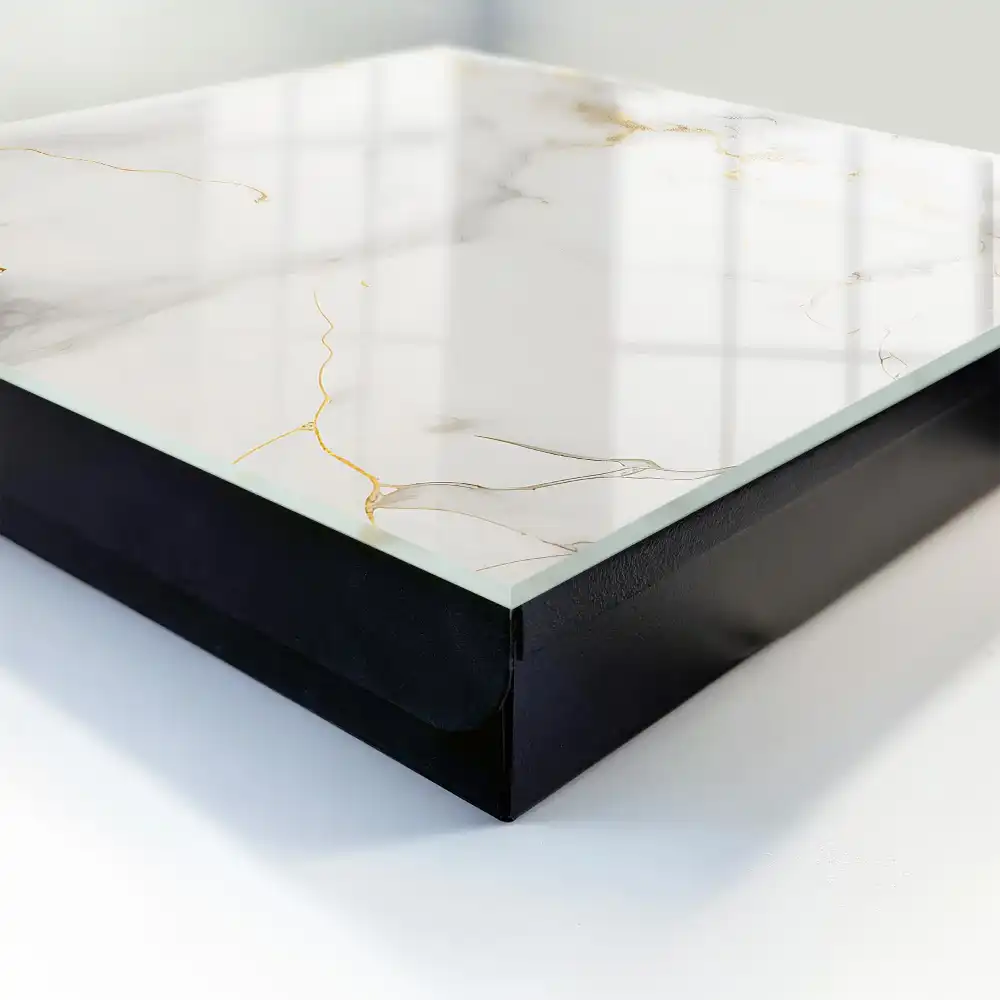 Elegantní box na klíče s mramorovým designem