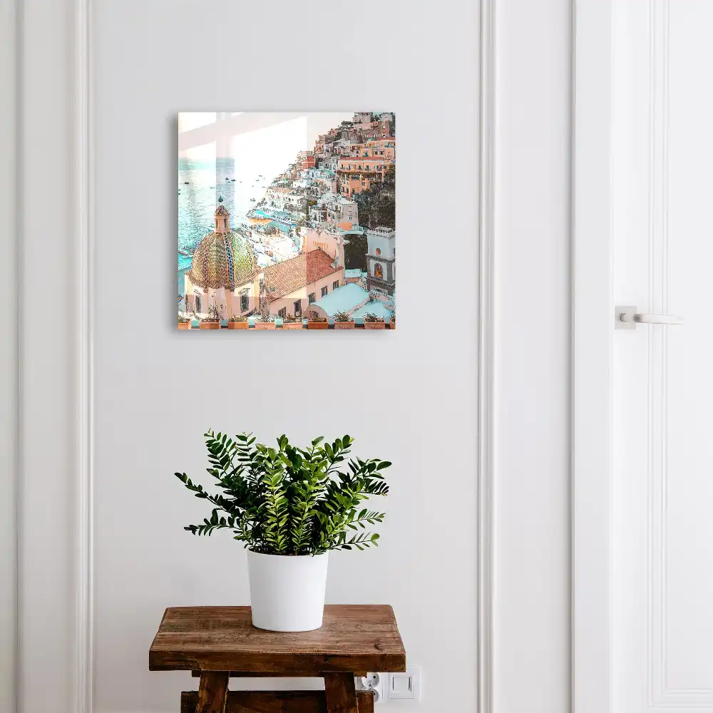 Box na klíče s motivem atmosférického města u modrého moře