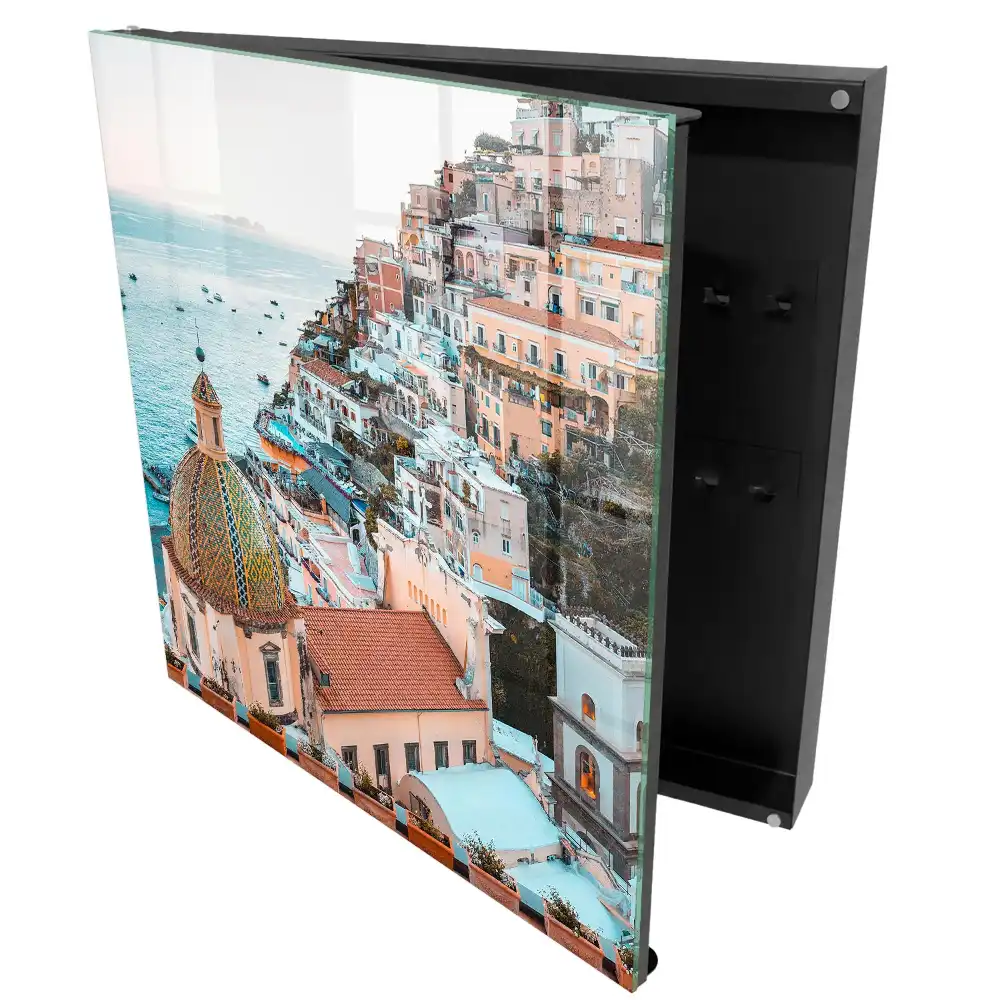 Box na klíče s motivem atmosférického města u modrého moře