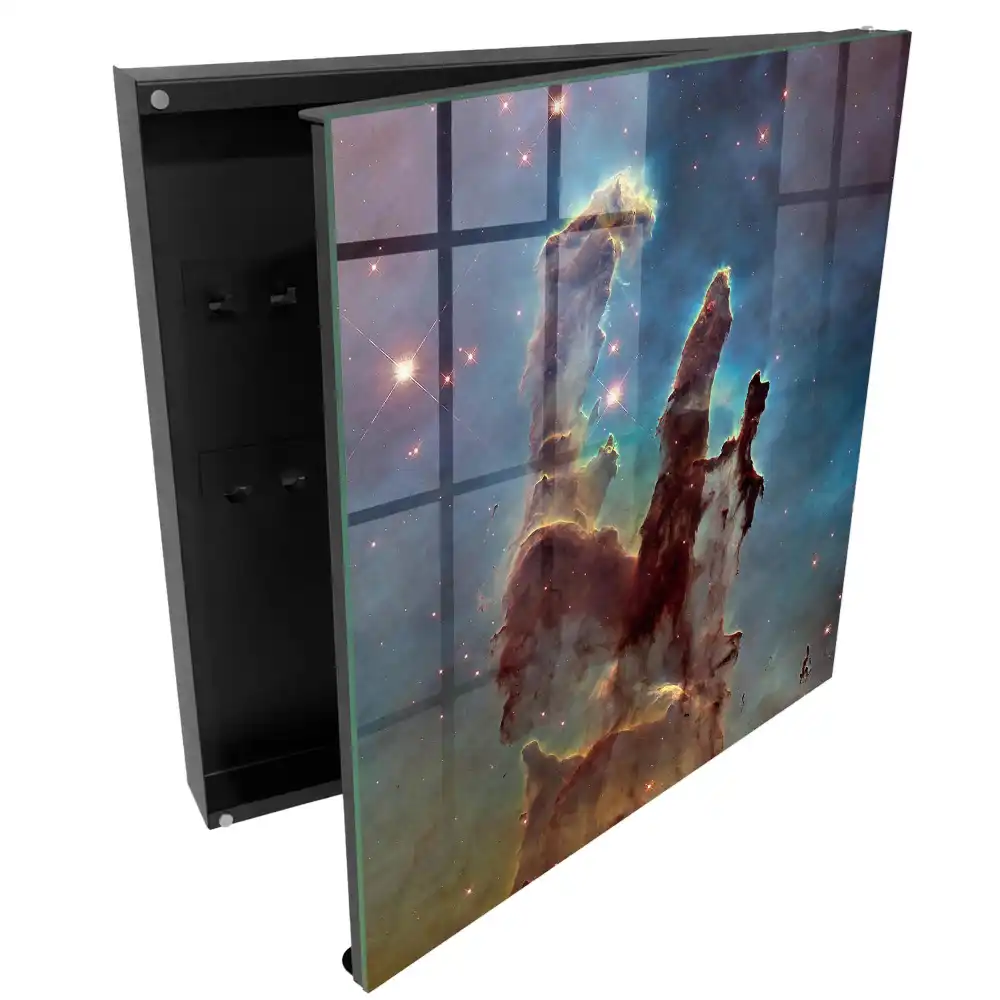 Box na klíče s motivem mystické barevné vesmírné krajiny