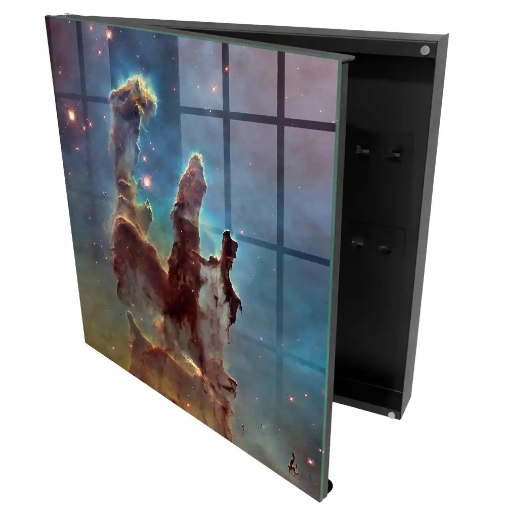 Box na klíče s motivem mystické barevné vesmírné krajiny
