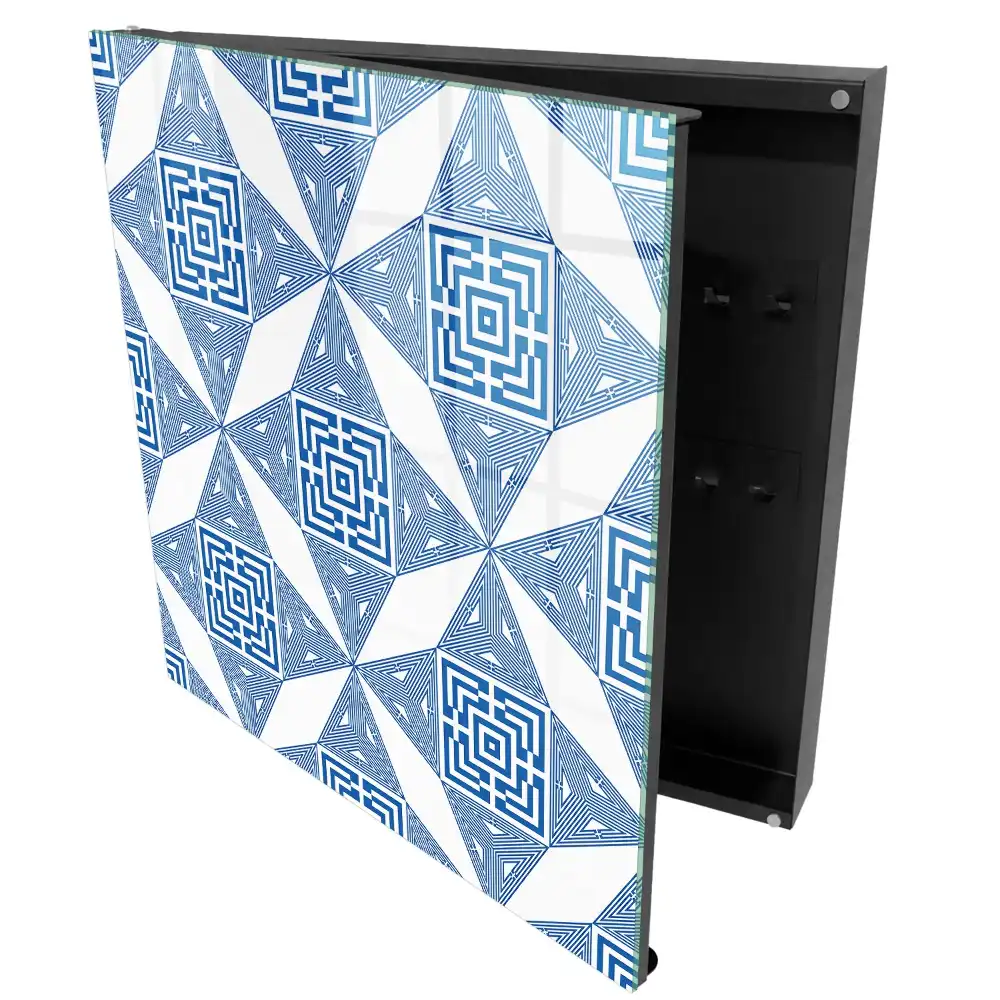 Geometrický box na klíče s modrými čtverečky