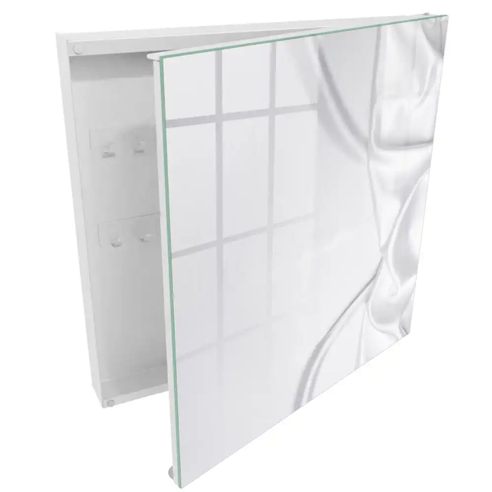Minimalistický box na klíče s jemným řasením
