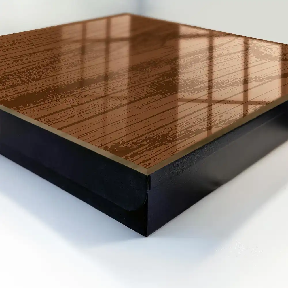 Box na klíče s texturou hnědého dřeva