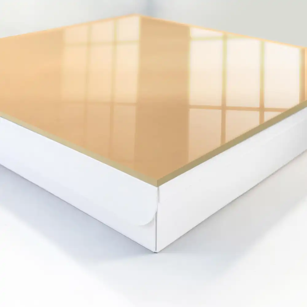 Elegantní minimalistický box na klíče v teplé béžové barvě
