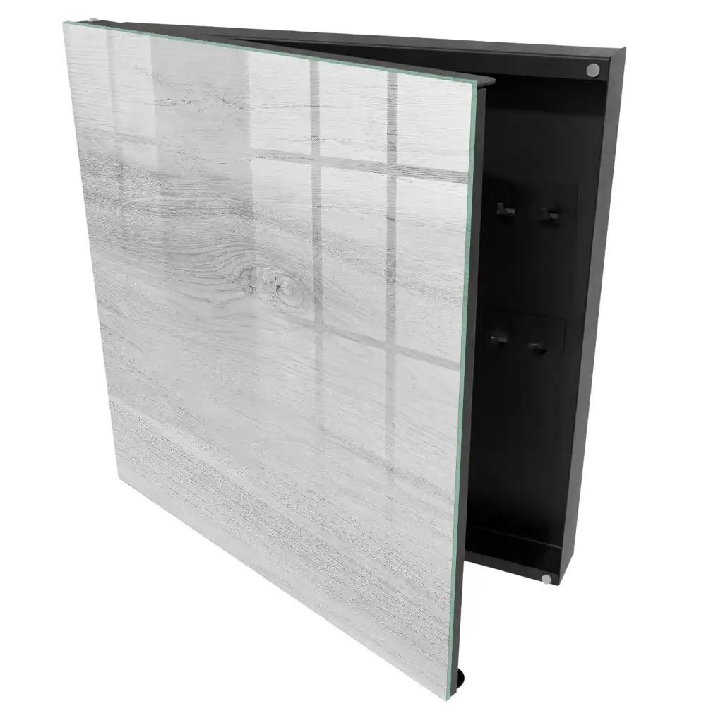 Dřevěná nástěnná skříňka na klíče v přírodním provedení pro minimalisty