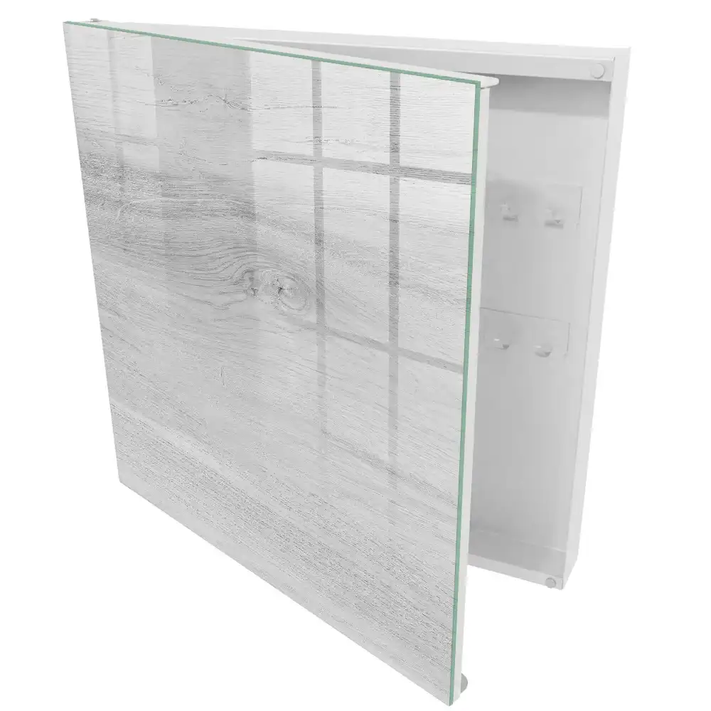 Dřevěná nástěnná skříňka na klíče v přírodním provedení pro minimalisty