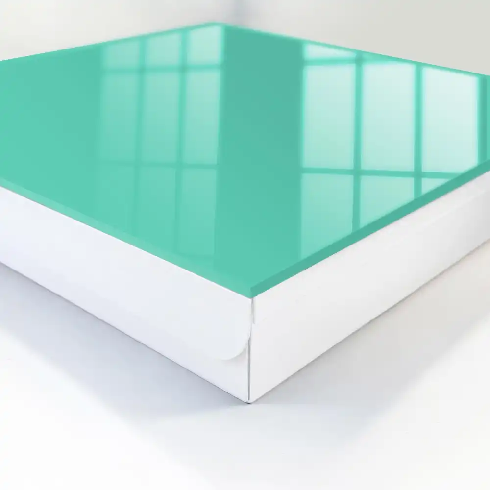 Tyrkysový minimalistický box na klíče v elegantním provedení