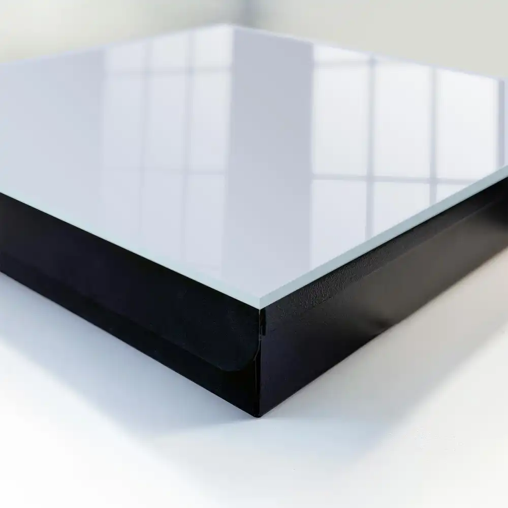 Minimalistický box na klíče Mír harmonie v šedé barvě
