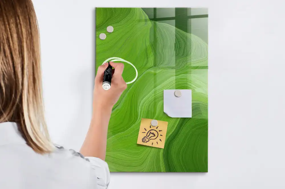 Magnetická kreslicí tabule s motivem vlnité abstrakce