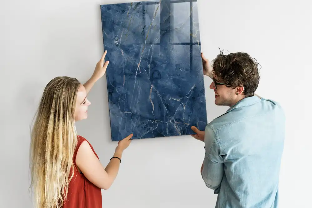 Magnetická popisovací tabule se stylovým mramorovým designem