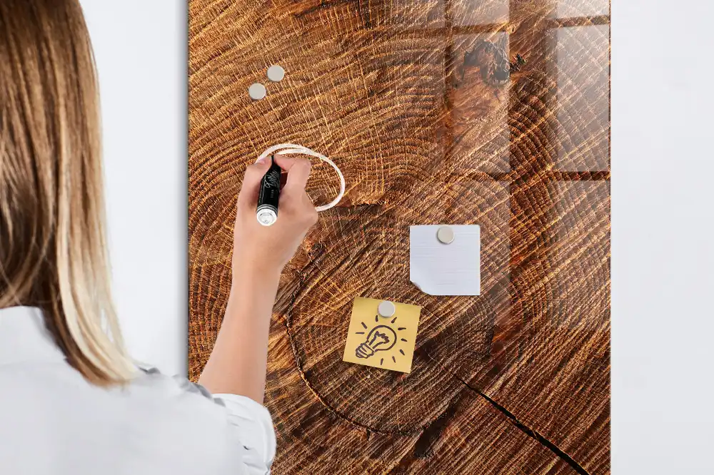 Magnetická kreslicí tabule s přírodními deskami