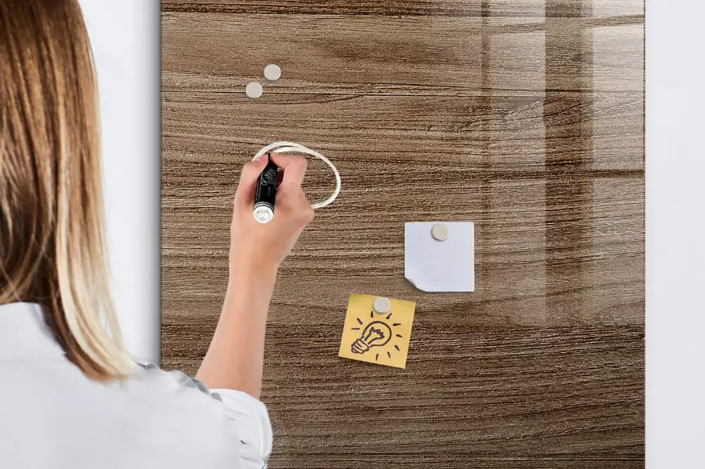 Magnetická popisovací tabule s dekorem dřeva