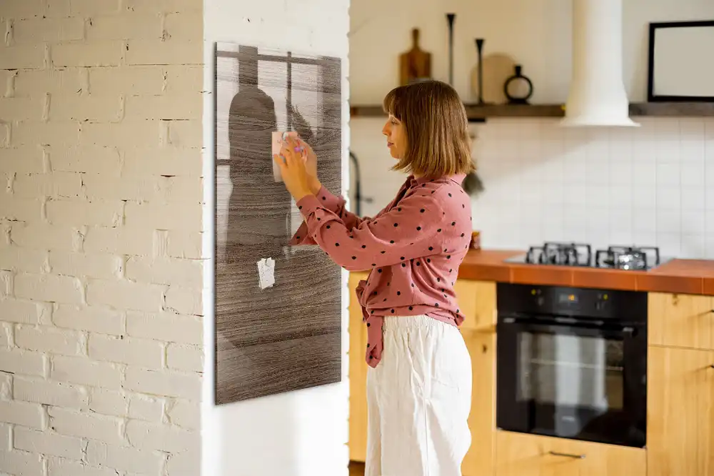 Magnetická popisovací tabule s dekorem dřeva
