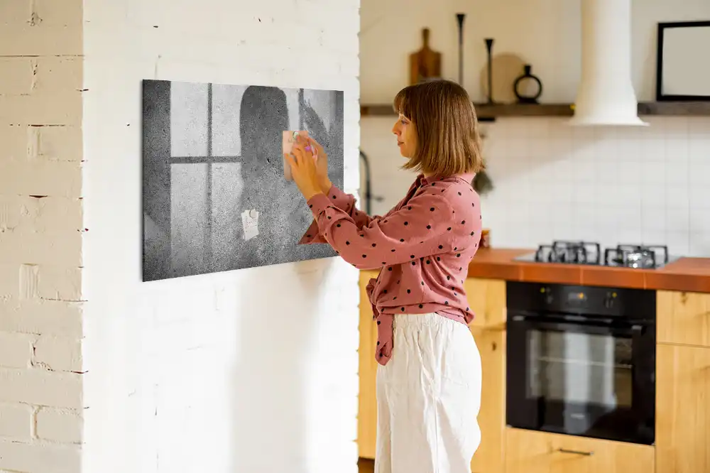 Magnetická kreslící tabule v dekoru průmyslový beton
