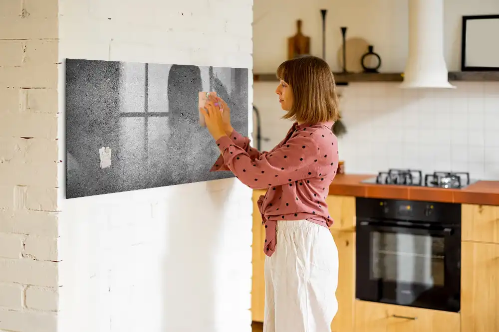 Magnetická kreslící tabule v dekoru průmyslový beton