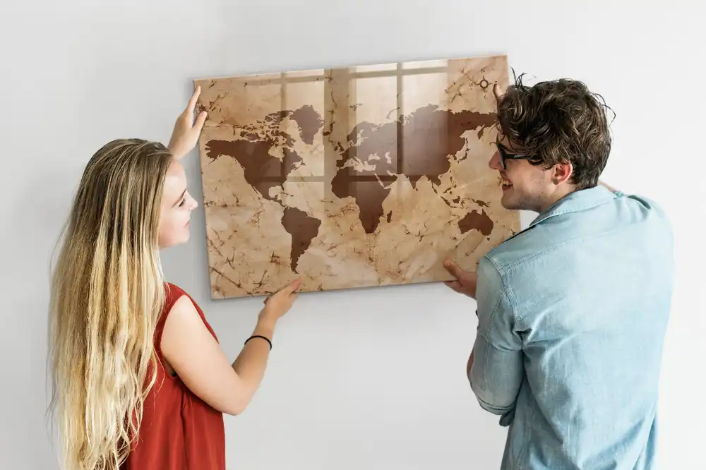 Magnetická psací tabule s motivem historické mapy světa