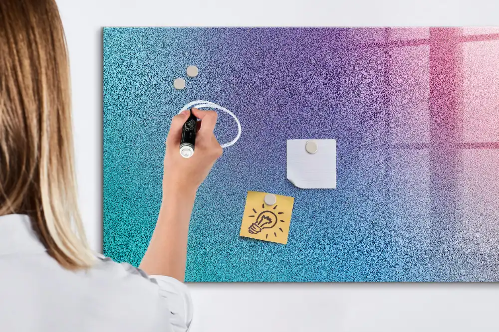 Magnetická kreslící tabule s barevným přechodem