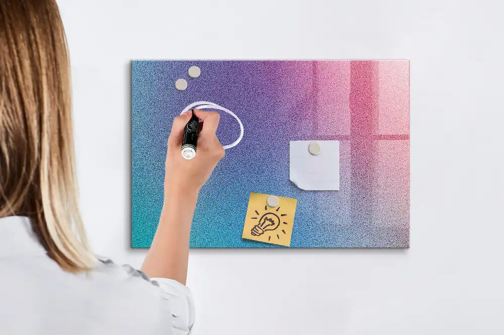 Magnetická kreslící tabule s barevným přechodem