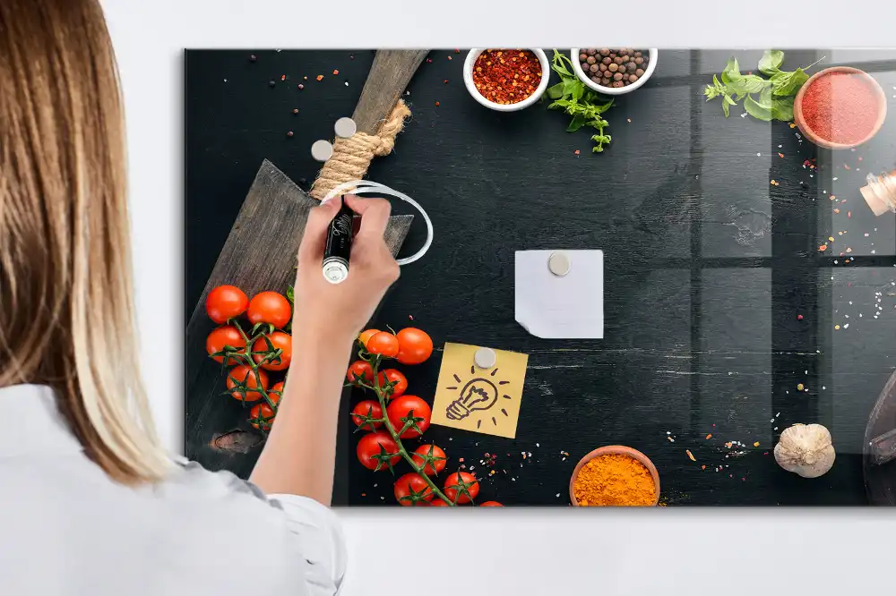 Magnetická kreslící tabule s motivem kuchyňského náčiní