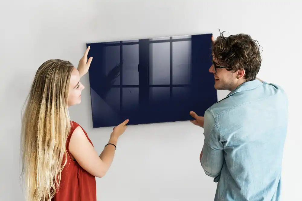Magnetická psací tabule v tmavě modré barvě