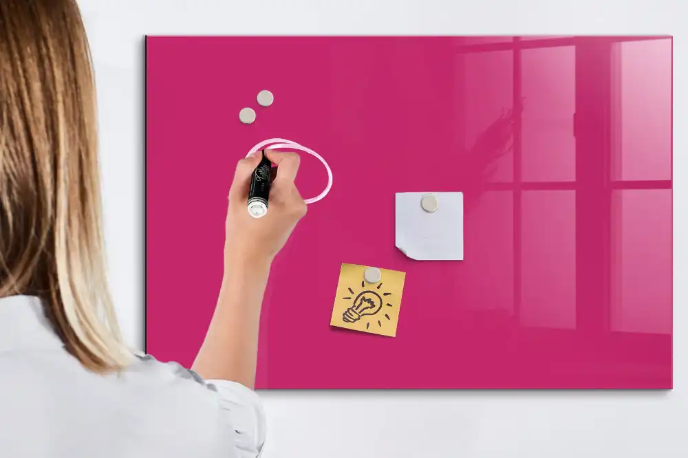 Růžová silná magnetická psací tabule