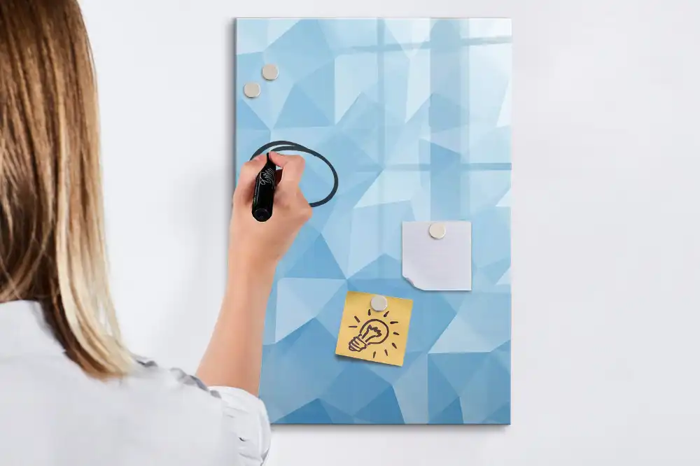 Magnetická psací tabule trojúhelníková mozaika