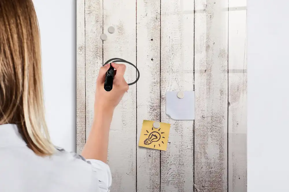 Magnetická kreslící tabule s přírodními deskami