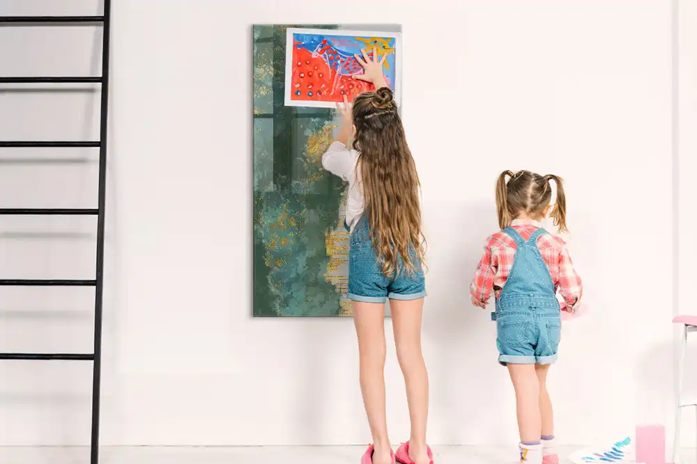 Dekorativní magnetická popisovací tabule s grafickým motivem