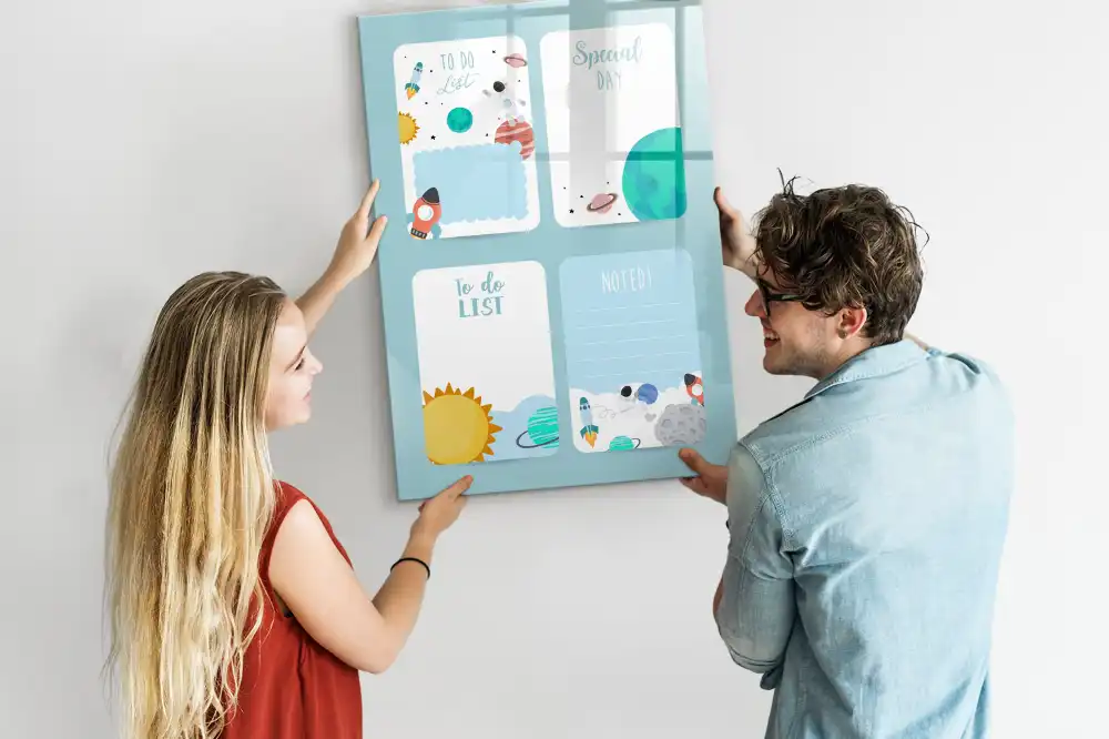 Magnetická psací tabule s motivem vesmírného kalendáře