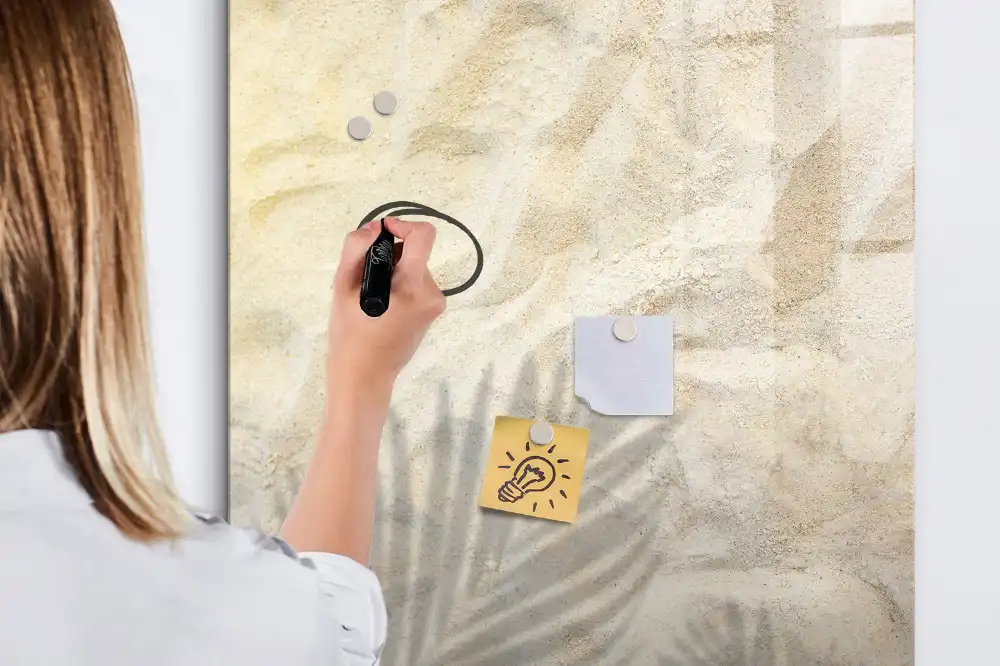 Magnetická kreslící tabule v barvě teplý letní písek