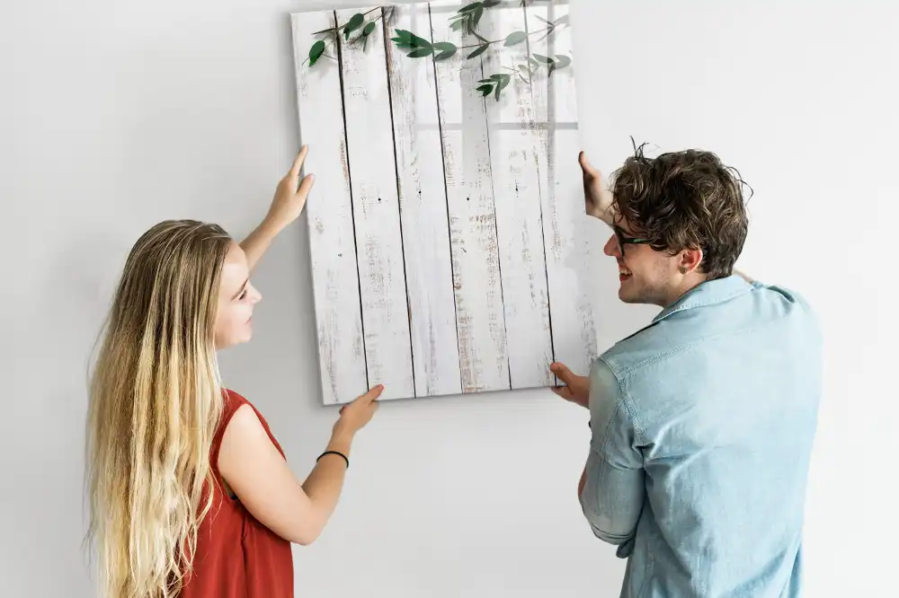 Magnetická popisovací tabule s dřevěným rámem