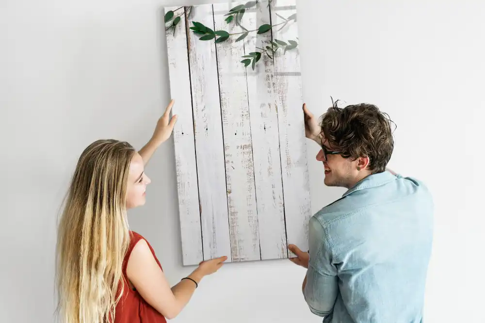 Magnetická popisovací tabule s dřevěným rámem