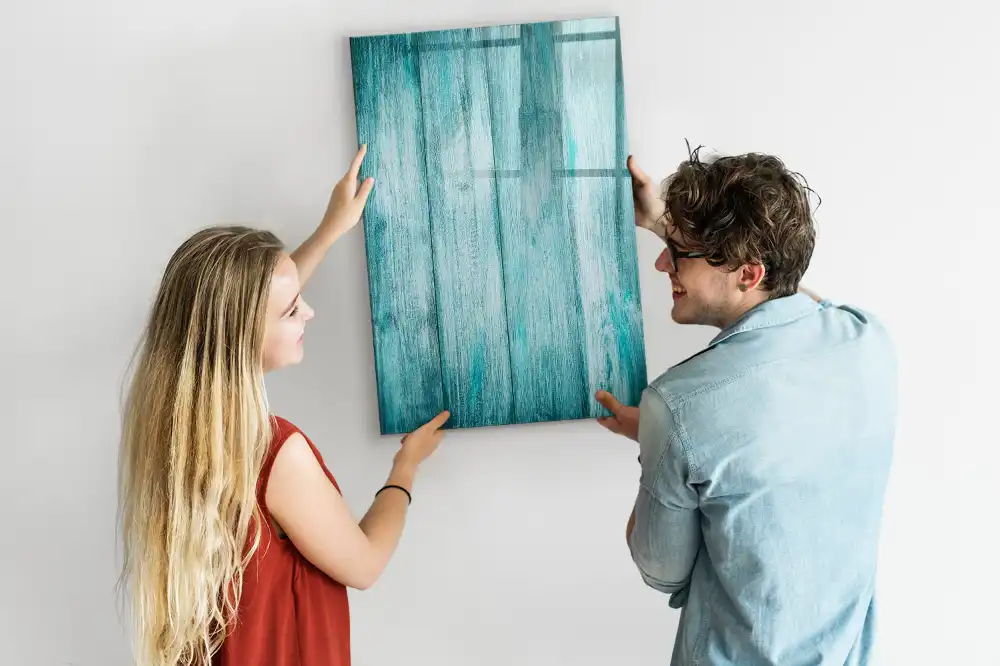 Magnetická kreslící tabule v modrém dřevěném rámu