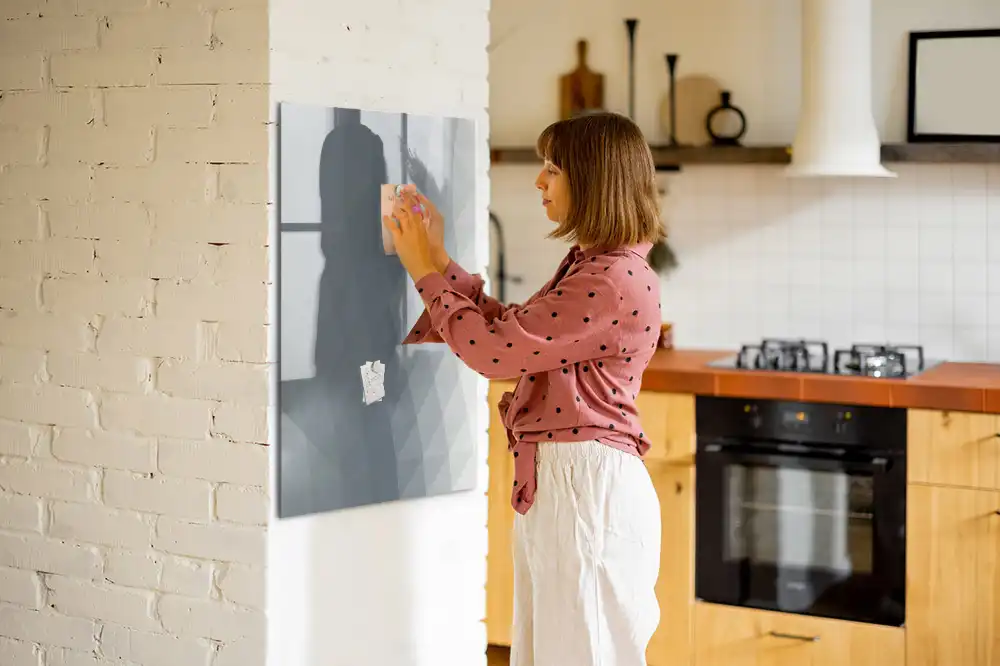Magnetická kreslicí tabule s motivem šedé malířské vlny
