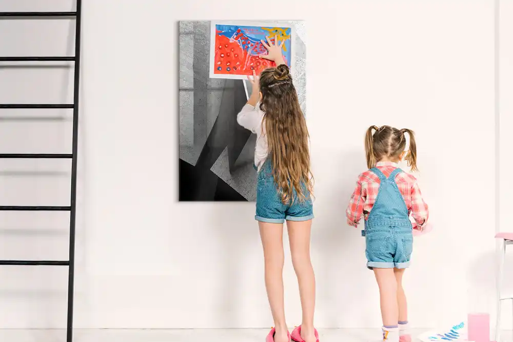 Magnetická popisovací tabule s geometrickým vzorem