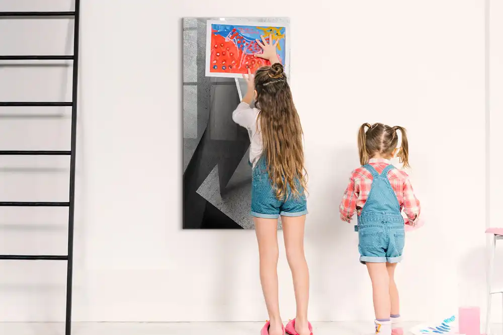 Magnetická popisovací tabule s geometrickým vzorem